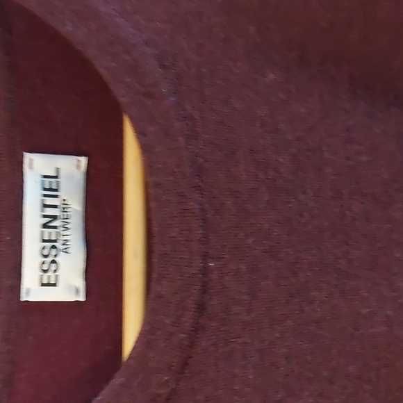 Sweater - Picture 2 of 2